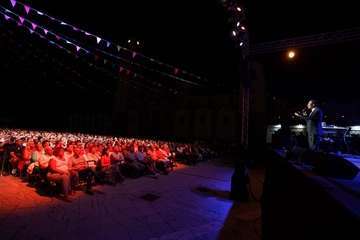  José Velez llena la plaza de Candelaria (Tenerife) con un concierto de dos horas/TA.